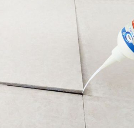 汕头市瓷砖空鼓维修公司分享卫生间瓷砖脱落的原因可能有以下几点